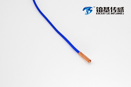 特殊方槽式电压输出型温度传感器